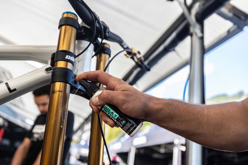 Load image into Gallery viewer, Muc-Off SUB MW-0041 Silky Suspension Serum, 100ml