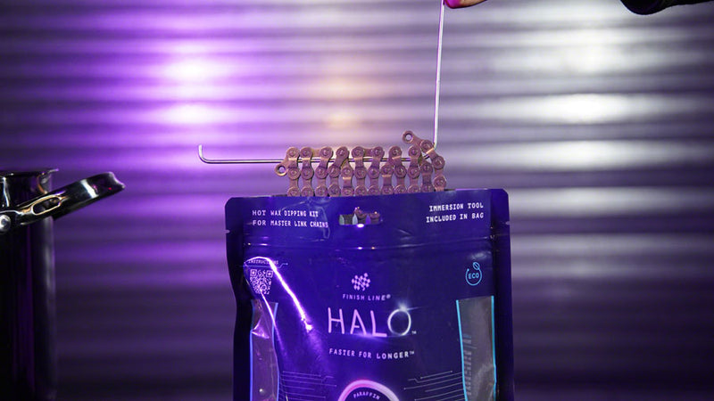 Load image into Gallery viewer, Finish Line Halo Hot Wax Kit Lubricant, 600g, Includes immersion tool