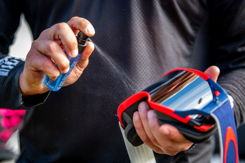 Load image into Gallery viewer, Muc-Off Visor/Lens/ Goggle Cleaning Kit (Version 2)