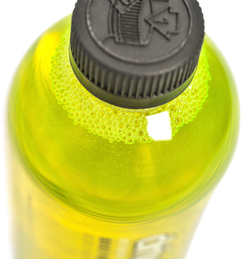 Load image into Gallery viewer, Muc-Off Drivetrain Cleaner: Bottle, 750ml Removes All Chain Oil & Wax Residue
