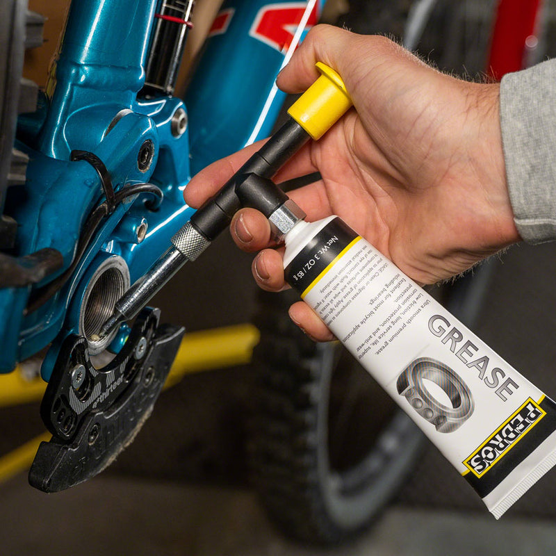 Load image into Gallery viewer, Pedro's Grease Injector Precise, Mess-Free Grease Application