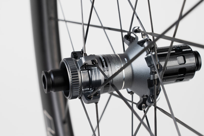 Load image into Gallery viewer, Vision Metron RS 45 Silver Edition Wheelset - 700, 12 x 100mm/12 x 142mm, Center-Lock, XDR, Carbon, Black