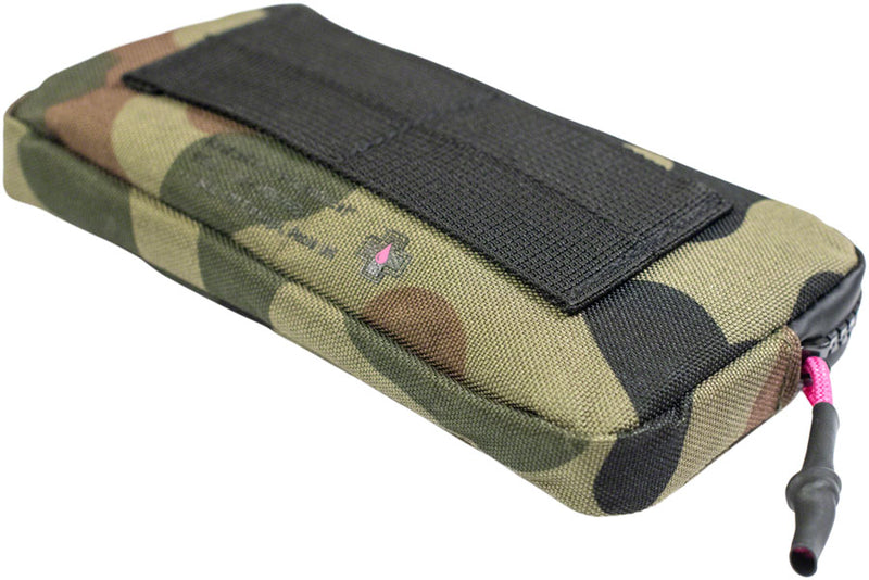 Load image into Gallery viewer, Muc-Off Essentials Case Inner Zip Pocket To Store Keys/Cash/Coins