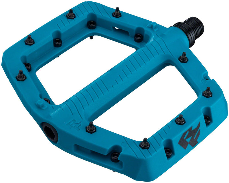 Load image into Gallery viewer, RaceFace-Chester-Large-Flat-Platform-Pedals-Composite-Chromoly-Steel-PEDL2135-Bicycle-Pedals