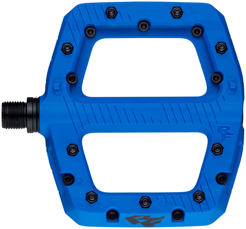 Load image into Gallery viewer, Raceface Chester Small Platform Pedals, Body: Nylon, Spindle: Cr-Mo, 9/16'', Blue, Pair