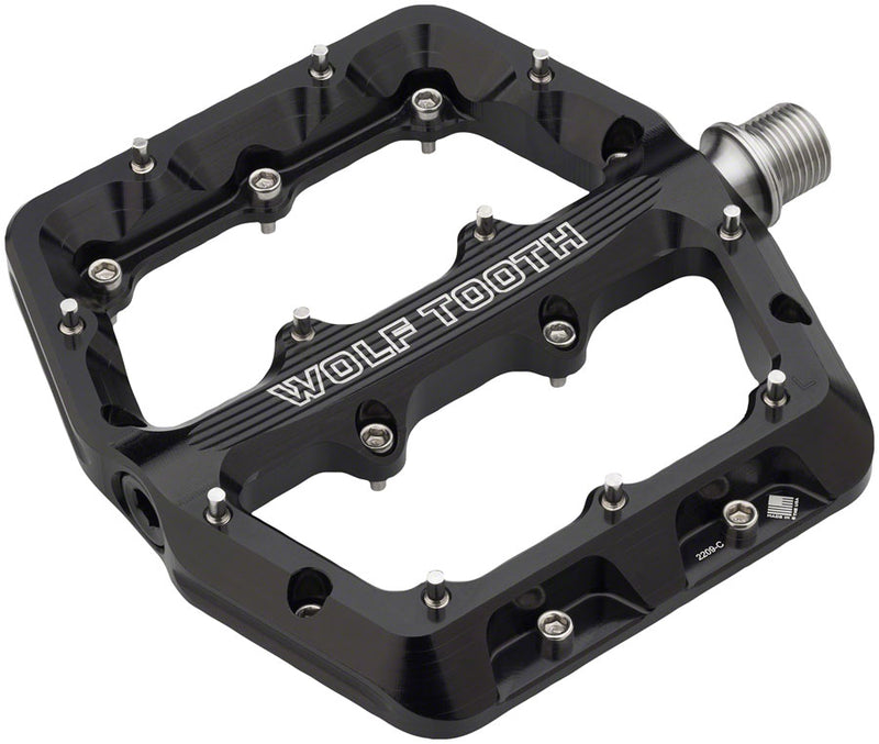 Load image into Gallery viewer, Wolf-Tooth-Waveform-Small-Flat-Platform-Pedals-Aluminum-PEDL1584-Bicycle-Pedals