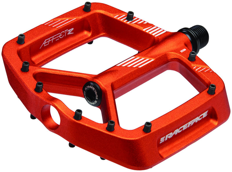 Load image into Gallery viewer, RaceFace-Aeffect-R-Pedals-Flat-Platform-Pedals-Aluminum-Chromoly-Steel-PEDL3270-Bicycle-Pedals