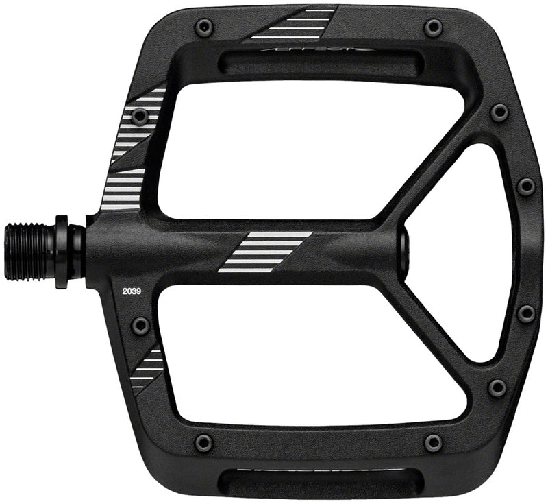 Load image into Gallery viewer, RaceFace Aeffect R Platform MTB Pedals 9/16" Aluminum Body Removable Pins Black