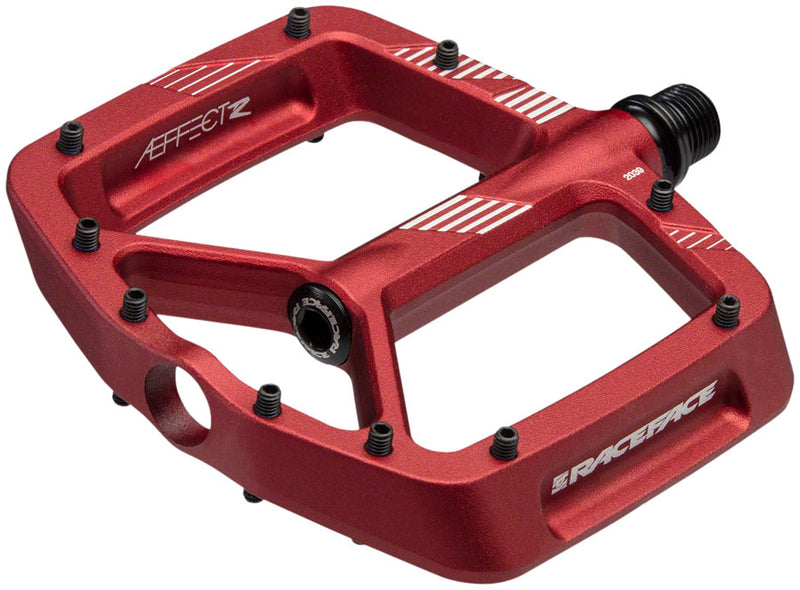 Load image into Gallery viewer, RaceFace-Aeffect-R-Flat-Platform-Pedals-Aluminum-Chromoly-Steel-PEDL1424-Bicycle-Pedals