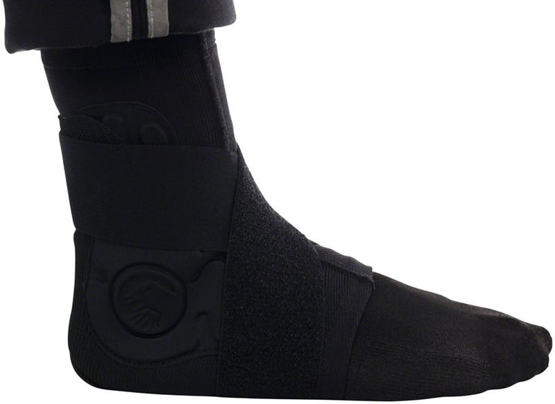 Load image into Gallery viewer, The Shadow Conspiracy Revive Ankle Support - Black, One Size