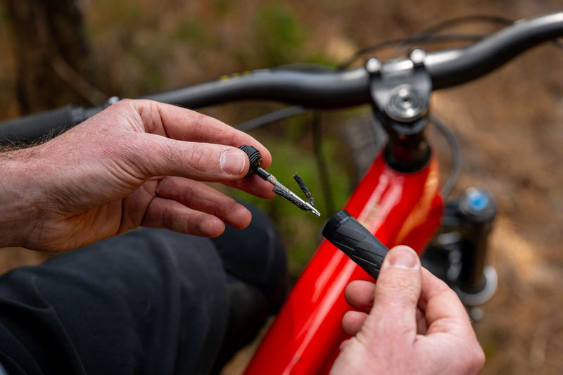 Load image into Gallery viewer, Muc-Off Precision Tubeless Repair Capsule - Black