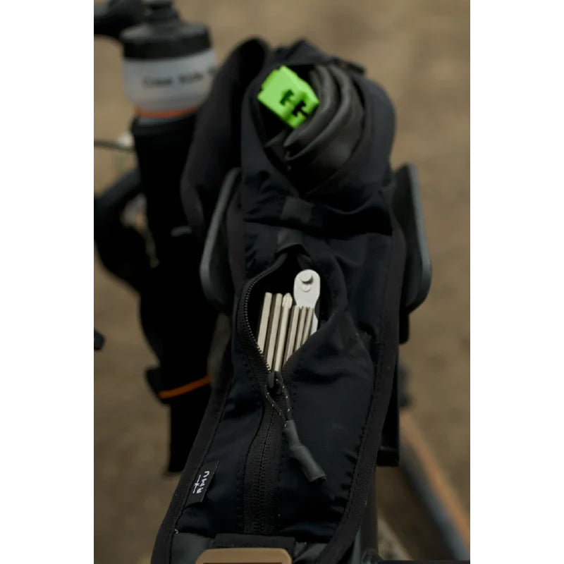 Load image into Gallery viewer, RMU Outdoors Utility Belt, Black w/ Bronze Buckles