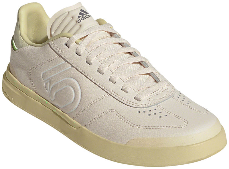 Load image into Gallery viewer, Five-Ten-Sleuth-DLX-Flat-Shoes-Women's-Wonder-White-FTWR-White-Sandy-Beige-Wonder-White-FTWR-White-Sandy-Beige-9-Flat-Pedal-Shoes