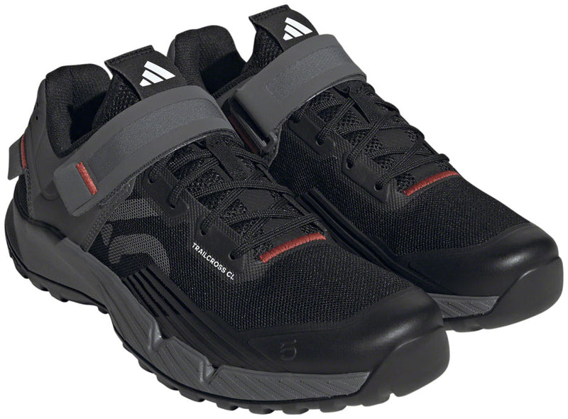 Load image into Gallery viewer, Five-Ten-Trailcross-Mountain-Clipless-Shoes-Women's-Core-Black-Gray-Three-Red-Core-Black-Gray-Three-Red-5.5-Mountain-Biking-Shoes