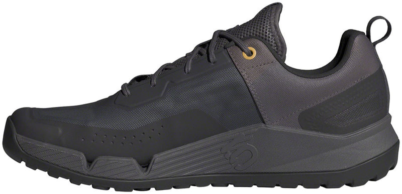 Load image into Gallery viewer, Trailcross LT Shoes - Men's, Charcoal/Putty Gray/Oat, 10