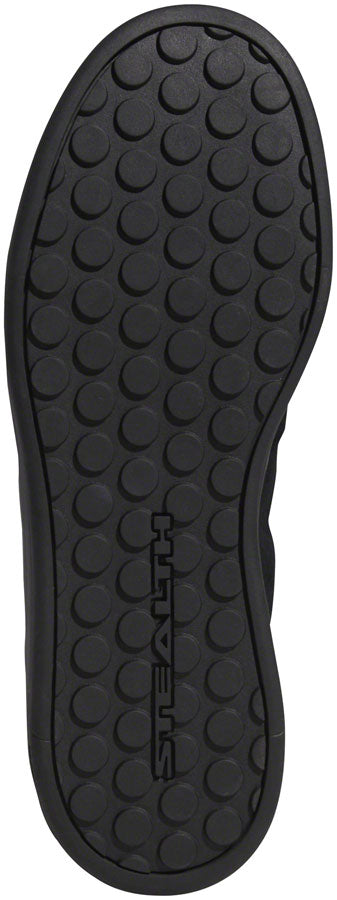 Load image into Gallery viewer, Five Ten Sleuth DLX Flat Shoes - Women's, Core Black / Gray Six / Matte Gold, 7