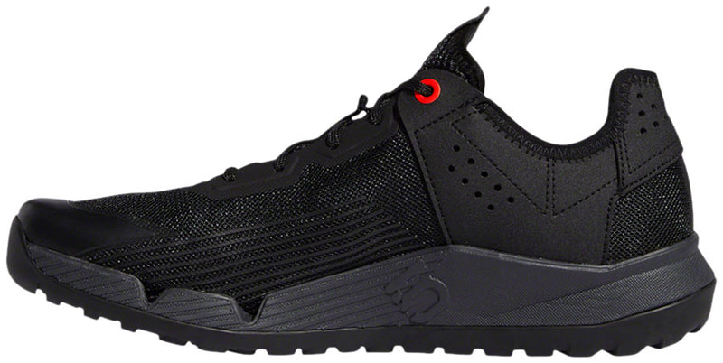 Load image into Gallery viewer, Five Ten Trailcross LT Flat Shoes - Women's, Core Black / Gray Two / Solar Red, 7.5