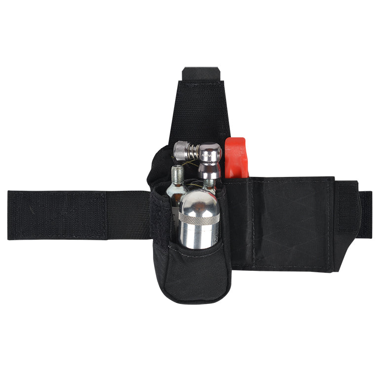 Load image into Gallery viewer, Speedsleev Ranger, 0.6L, Strap Mount, Small, Black