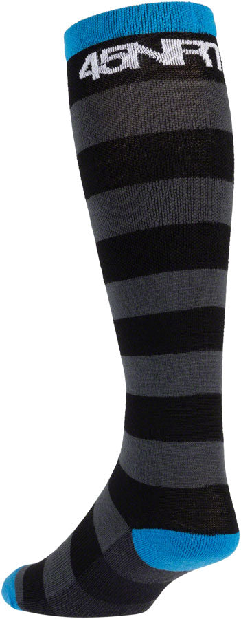 Load image into Gallery viewer, 45NRTH Stripe Midweight Knee Wool Sock - Black, Small