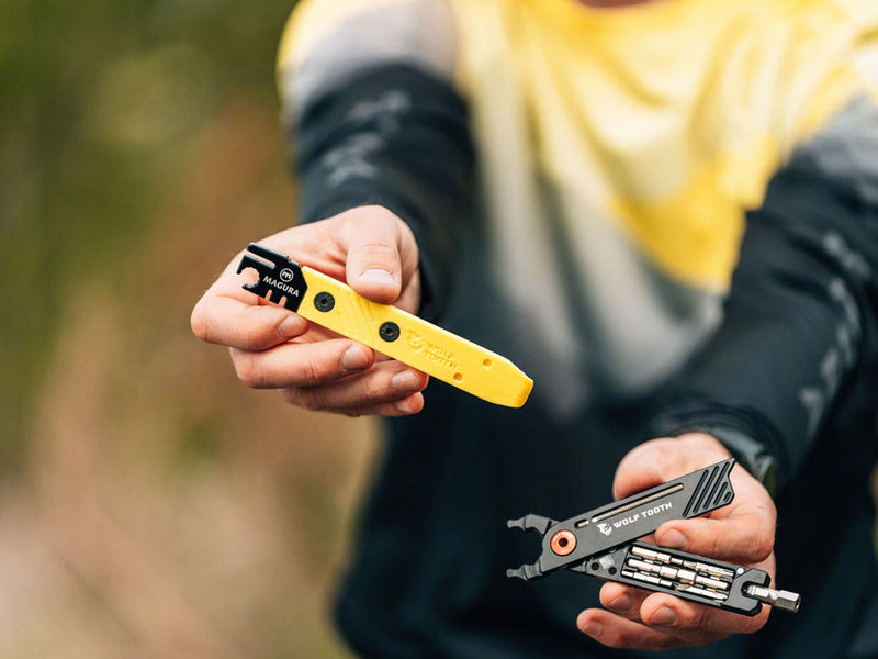 Load image into Gallery viewer, Magura Disc Brake Multi-Tool and Tire Lever