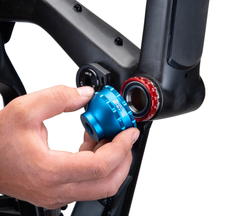 Load image into Gallery viewer, Park Tool BBT-69.4 B.B. Tool External BB Socket Blue 16-Notch BBT-69.4