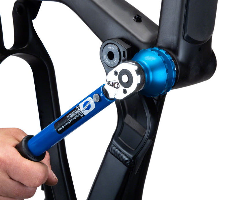 Load image into Gallery viewer, Park Tool BBT-69.4 B.B. Tool External BB Socket Blue 16-Notch BBT-69.4