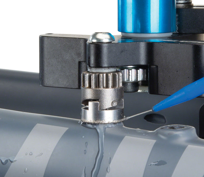 Load image into Gallery viewer, Park Tool 2197 DT-5/DT-5.2 Diamond Abrasive Adaptor for Carbon Fiber