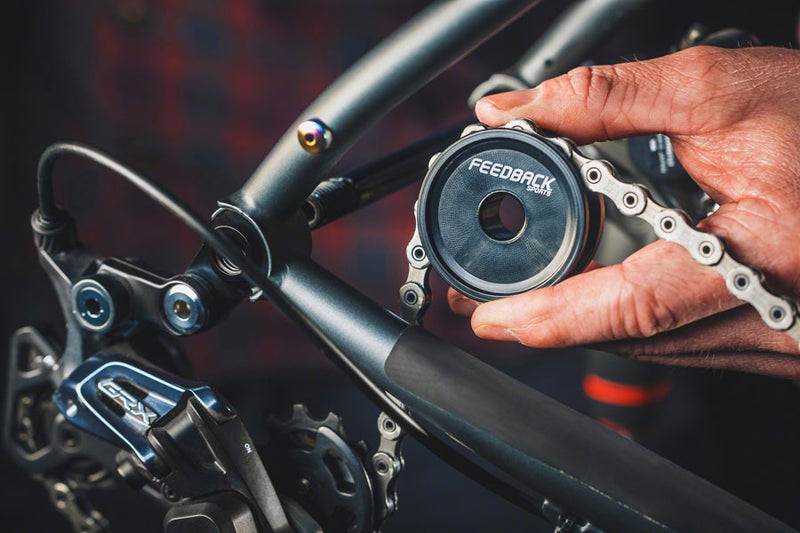 Load image into Gallery viewer, Feedback Sports Thru-Axle Chain Keeper