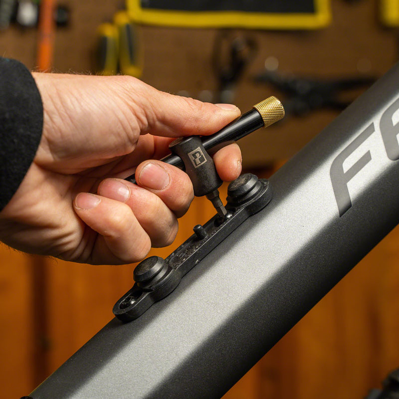 Load image into Gallery viewer, Pedro's T Handle Bit Drive