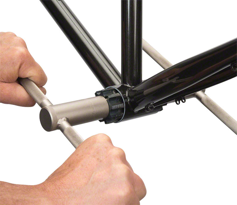 Load image into Gallery viewer, Park Tool 647R Right Hand T47 Tap 47 x 1mm Hardened Carbon Steel Repair