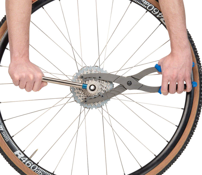 Load image into Gallery viewer, ParkTool CP-1.2 Cassette Pliers Works on Cogs From 9-24 Tooth and 5-12 Speed