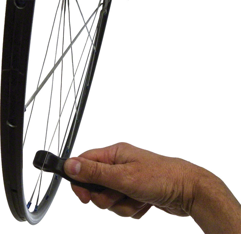 Load image into Gallery viewer, Park Tool BSH-4 Anti Twist Bladed Spoke Holder Accepts 0.80 - 2.0mm Blades