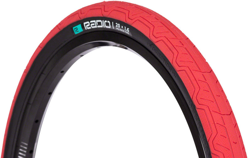 Load image into Gallery viewer, Radio Raceline Oxygen Tire 20 x 1.6 Clincher Folding Red/Black 120 TPI