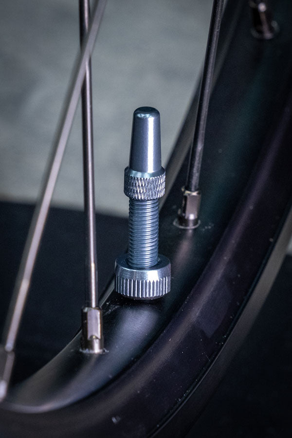 Load image into Gallery viewer, Muc-Off V2 Tubeless Valve Kit - Gray, 44mm, Pair 4mm Machined Allen Key Slot