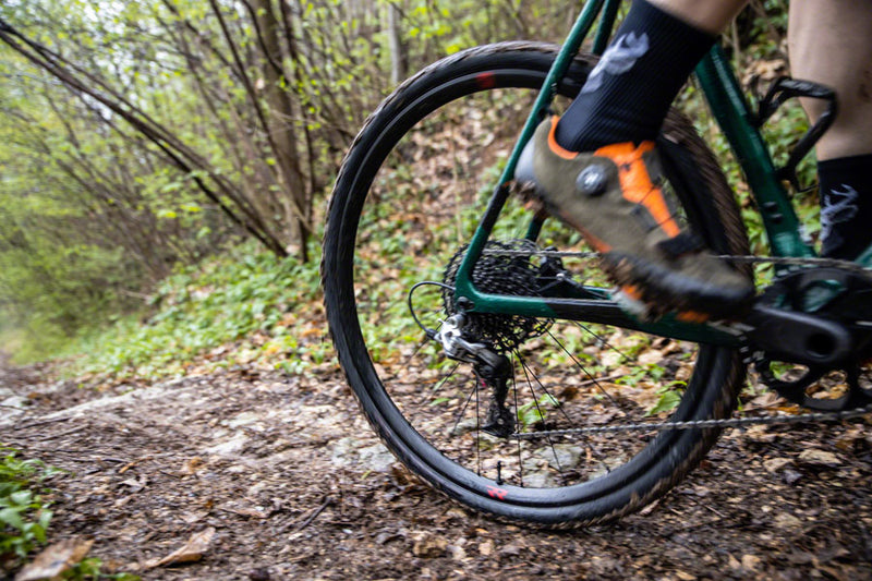 Load image into Gallery viewer, Fulcrum Rapid Red 5 DB SET| 650b 12/15x100/142mm Center Lock XDR 2-Way Fit Blk