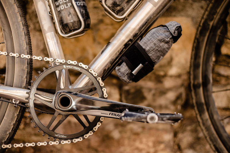 Load image into Gallery viewer, Wolf Tooth B-RAD TekLite Roll-Top Bag & Mounting Plate - 0.6L Waterproof, Lightweight Cycling Frame Bag for Trail, XC, and Adventure Bikes, Durable Tek-Lite Material with Sealed Seams, Versatile Mounting Options, Ideal for Snacks, Tools, and Essentials