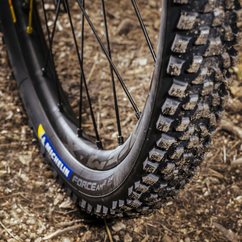 Load image into Gallery viewer, Michelin Force AM2 Tire Collection 29" & 27.5" Tubeless-Friendly, GUM-X Compound, GravityShield Casing for All Mountain & E-Bike Performance
