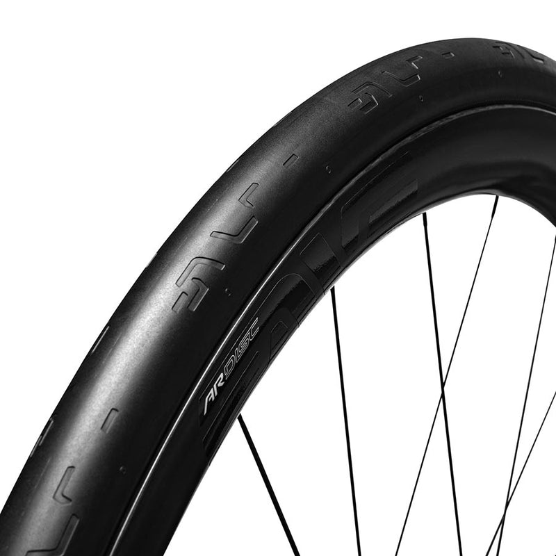 Load image into Gallery viewer, ENVE SES Tubeless Road Tire 700x33C, Folding, Tubeless Ready, Black
