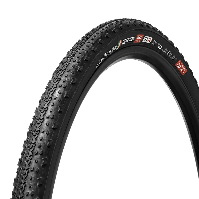 Load image into Gallery viewer, Challenge Tire Getaway Pro TLR Tire, 700 x 40 Black
