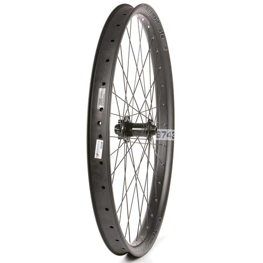 Eclypse--Front-Wheel-20-in-Plus-Tubeless-Compatible_FTWH0744