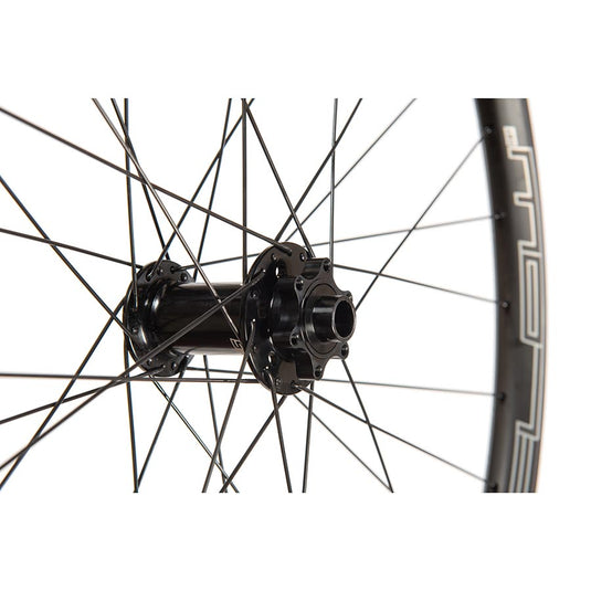 Stan's NoTubes Flow CB7 Front Wheel Carbon 29in 15x110mm 6-Bolt Gray Trail