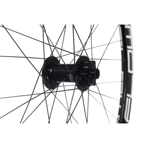 Stans-No-Tubes-Front-Wheel-Tubeless-Ready-FTWH0824-Bicycle-Front-Wheel