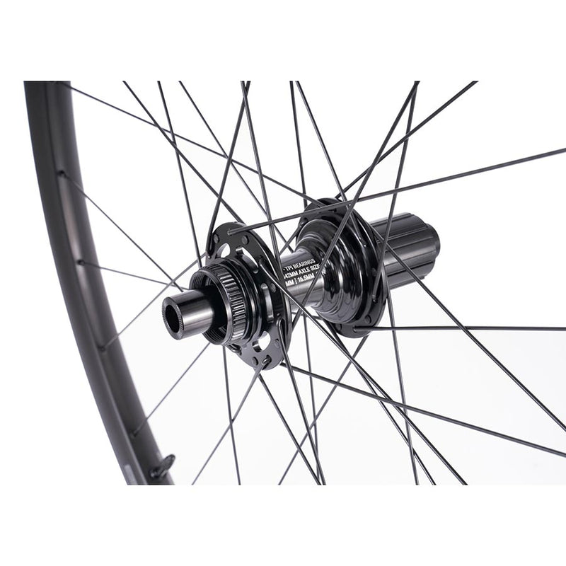 Load image into Gallery viewer, Seido--Rear-Wheel-27.5in-650b-Tape-and-Valve-installed_WHEL2031
