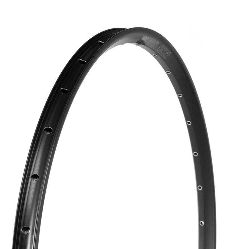 Load image into Gallery viewer, Seido Magnon Rim 700C Holes: 32, Black
