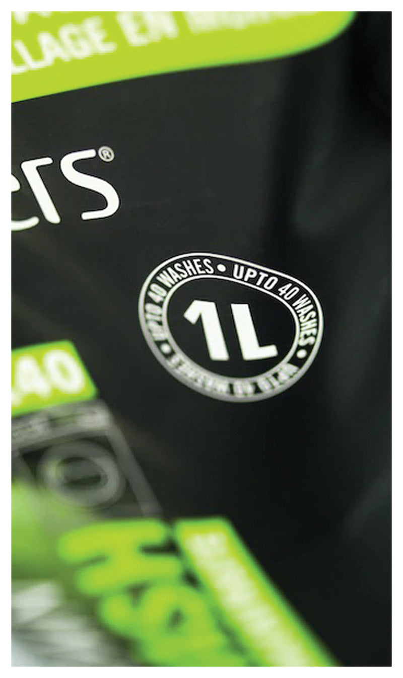 Load image into Gallery viewer, Granger's Performance Wash 1L: Ultimate Care for Your Outdoor Gear
