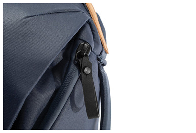 Load image into Gallery viewer, Peak Design Everyday Backpack 20l Everyday Backpack 20l Midnight Camera Accessories

