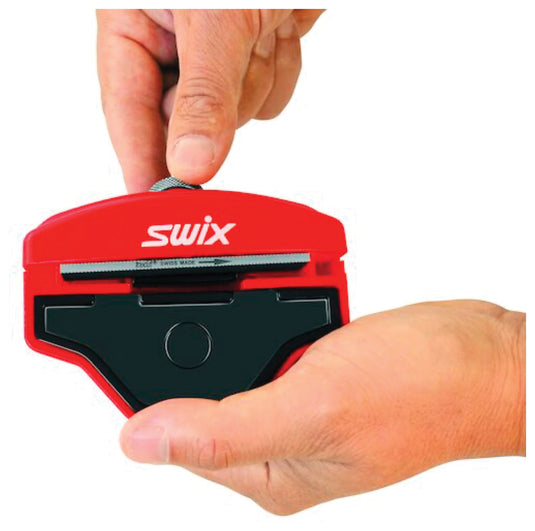 SWIX-SPORTSMAN-ACCESSORIES-SPTA0179