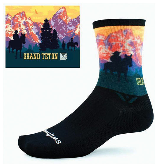 Swiftwick-Vision-Impression-Crew-Socks-Socks-SOCK1786