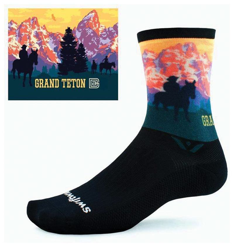 Load image into Gallery viewer, Swiftwick-Vision-Impression-Crew-Socks-Socks-SOCK1783
