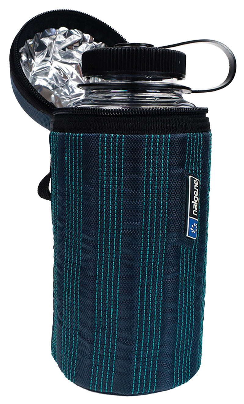 Load image into Gallery viewer, Nalgene 32oz Insulated Sleeve in Blue - Keep Your Beverages Cold!

